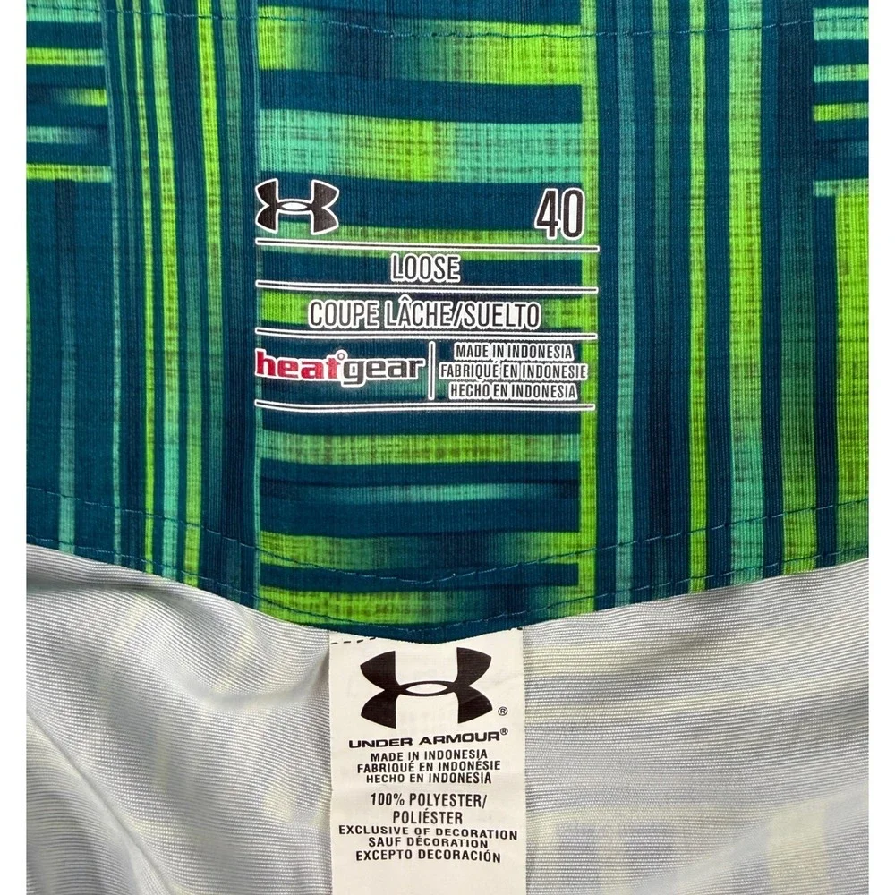 Under Armour HeatGear Mens Board Shorts Green Teal Geometric Stripe Size 40